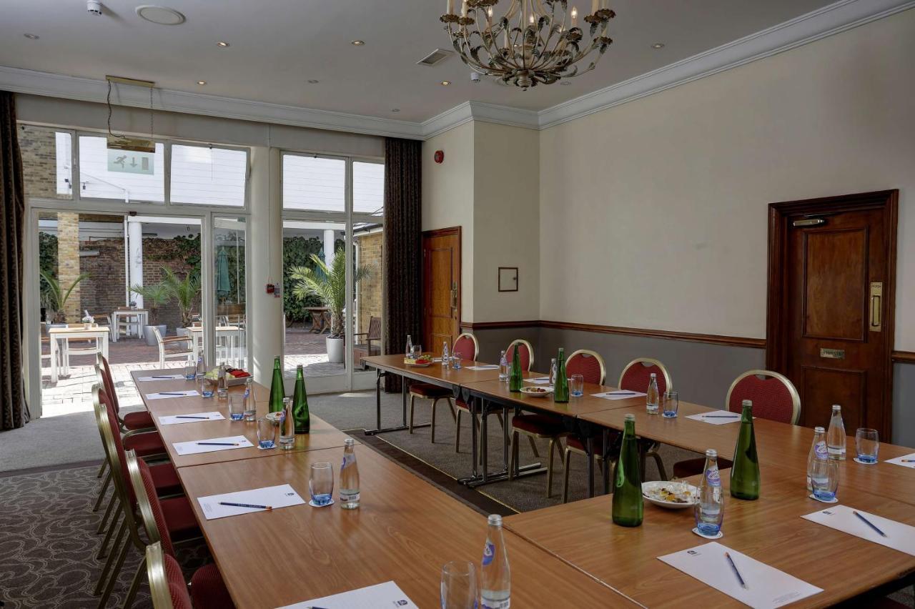 Best Western Ship Hotel Weybridge Bagian luar foto