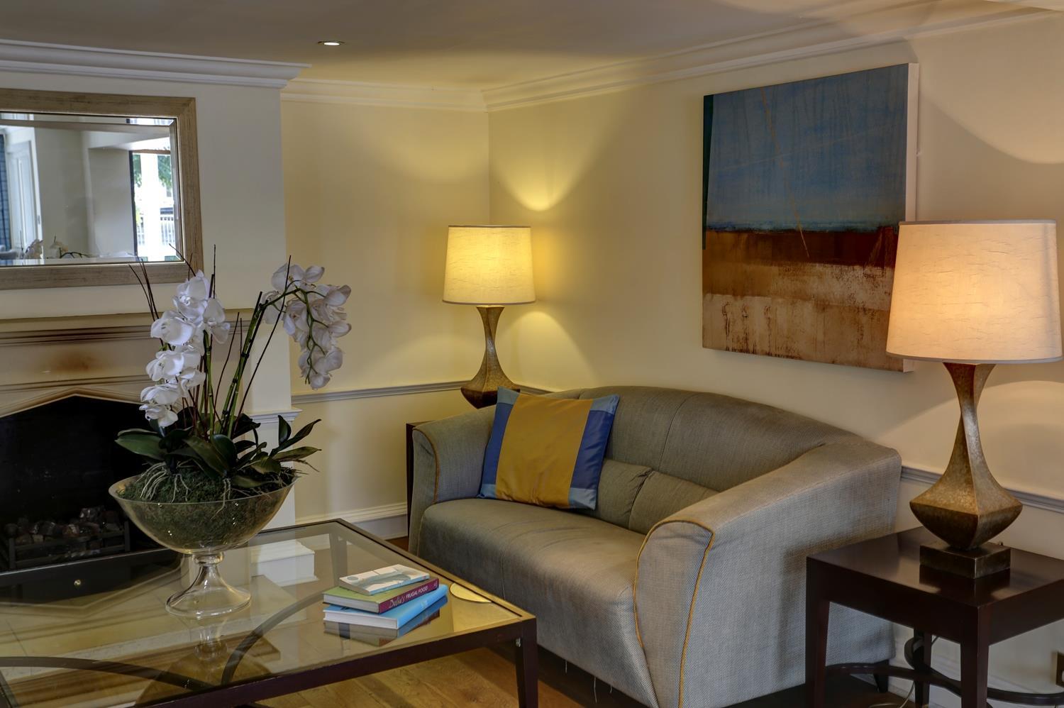 Best Western Ship Hotel Weybridge Bagian luar foto